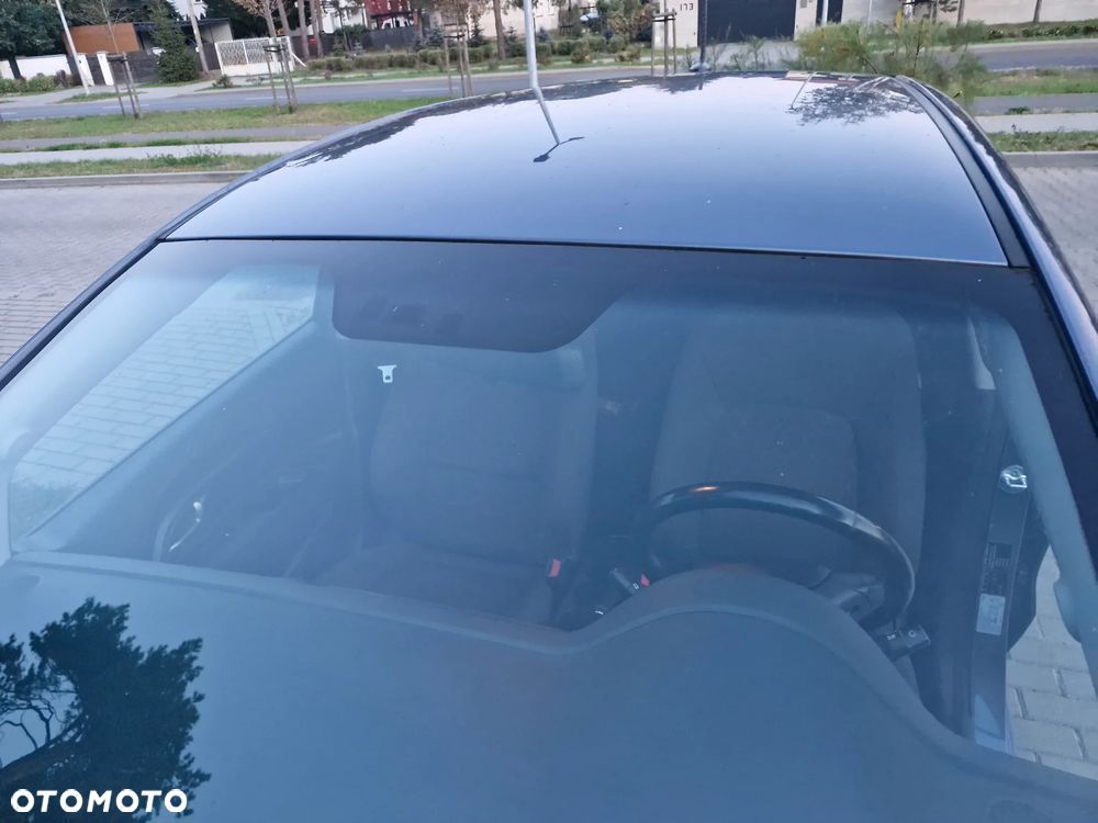 Kia Rio - 4