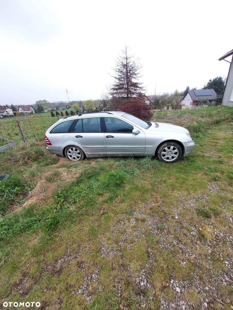 Mercedes-Benz Klasa C 180 T Kompressor Classic - 10