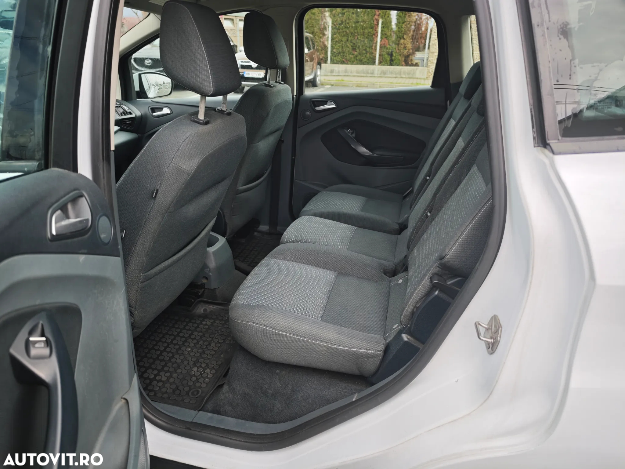 Ford C-Max 1.6 TDCi DPF Trend - 11