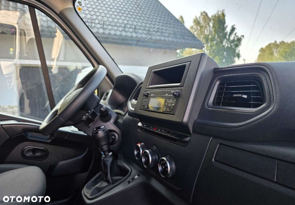 Renault Master - 25
