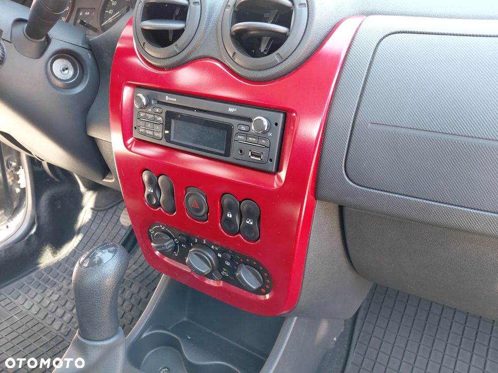 Dacia Sandero Stepway 1.6 - 10