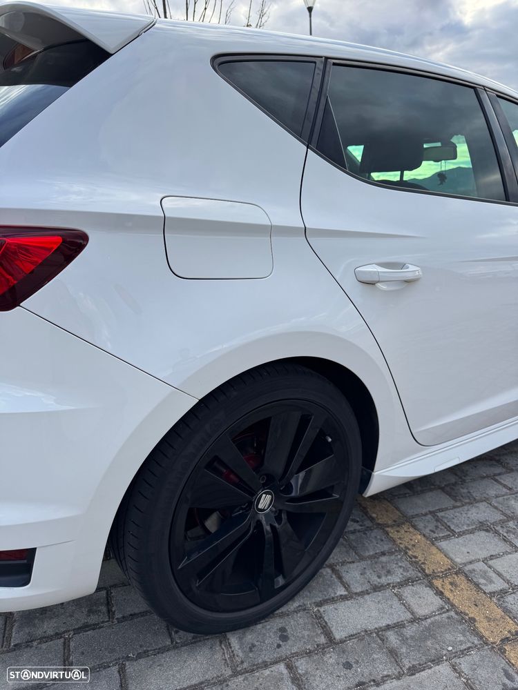 SEAT Leon 2.0 TDI DPF FR - 10