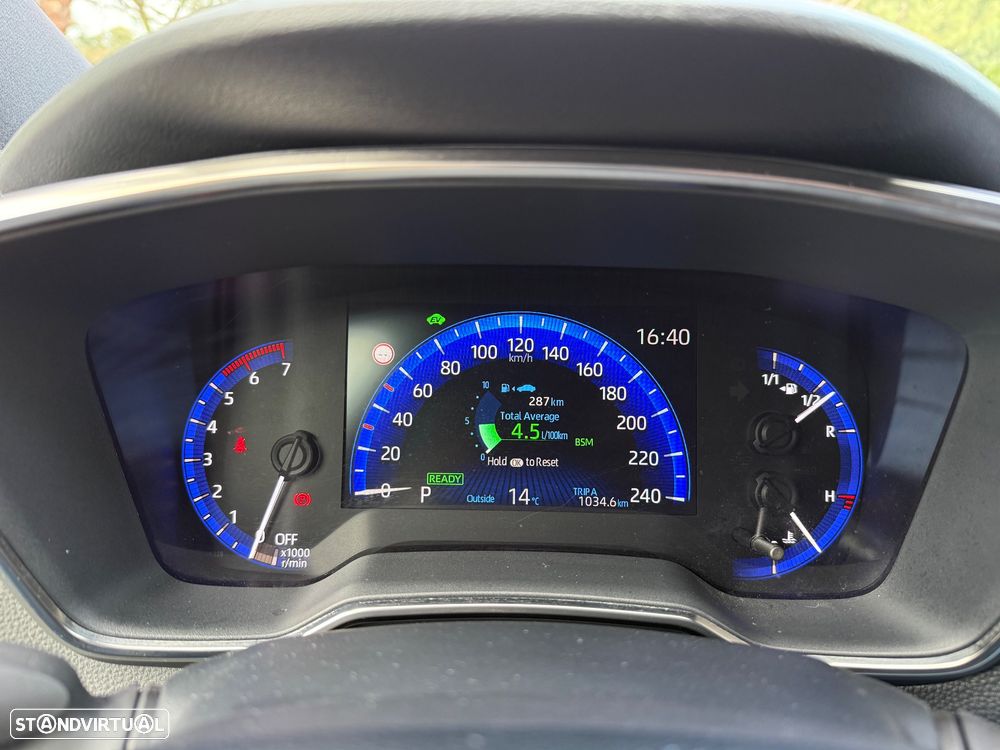 Toyota Corolla 1.8 Hybrid Exclusive - 16