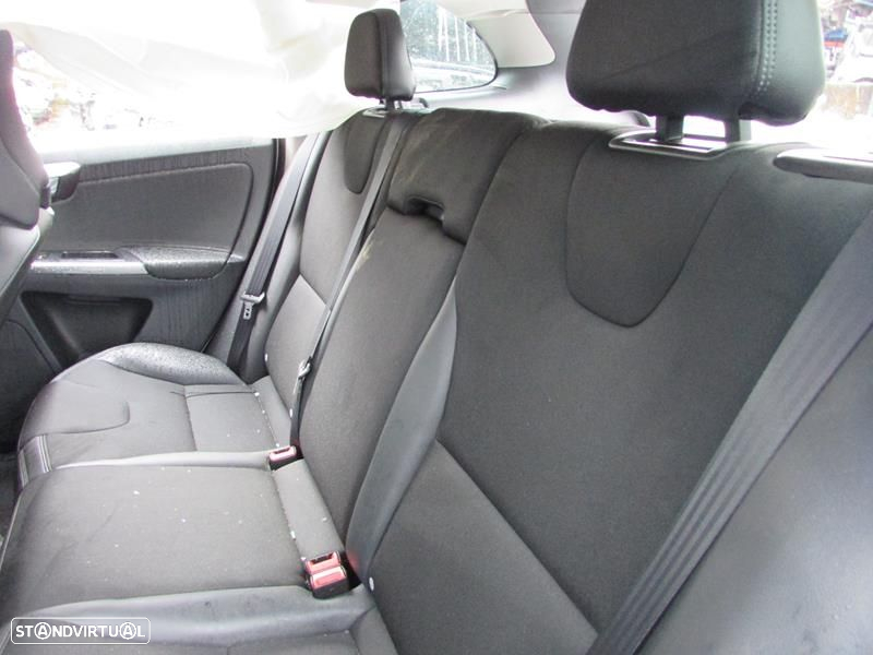 Volvo XC60 2.4 D4 (190CV) de 2017 - Peças Usadas (5970) - 7