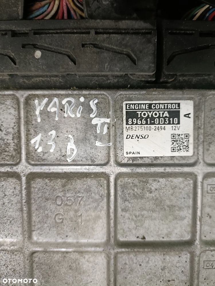 TOYOTA YARIS II 05-11 1,3 B komputer sterownik silnika DENSO 89661-0D310 * - 2