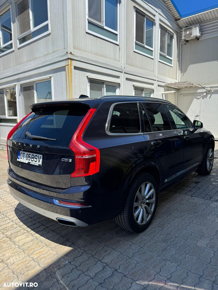 Volvo XC 90 - 4