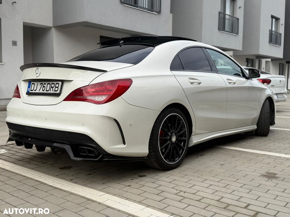 Mercedes-Benz CLA 180 AMG Line - 12