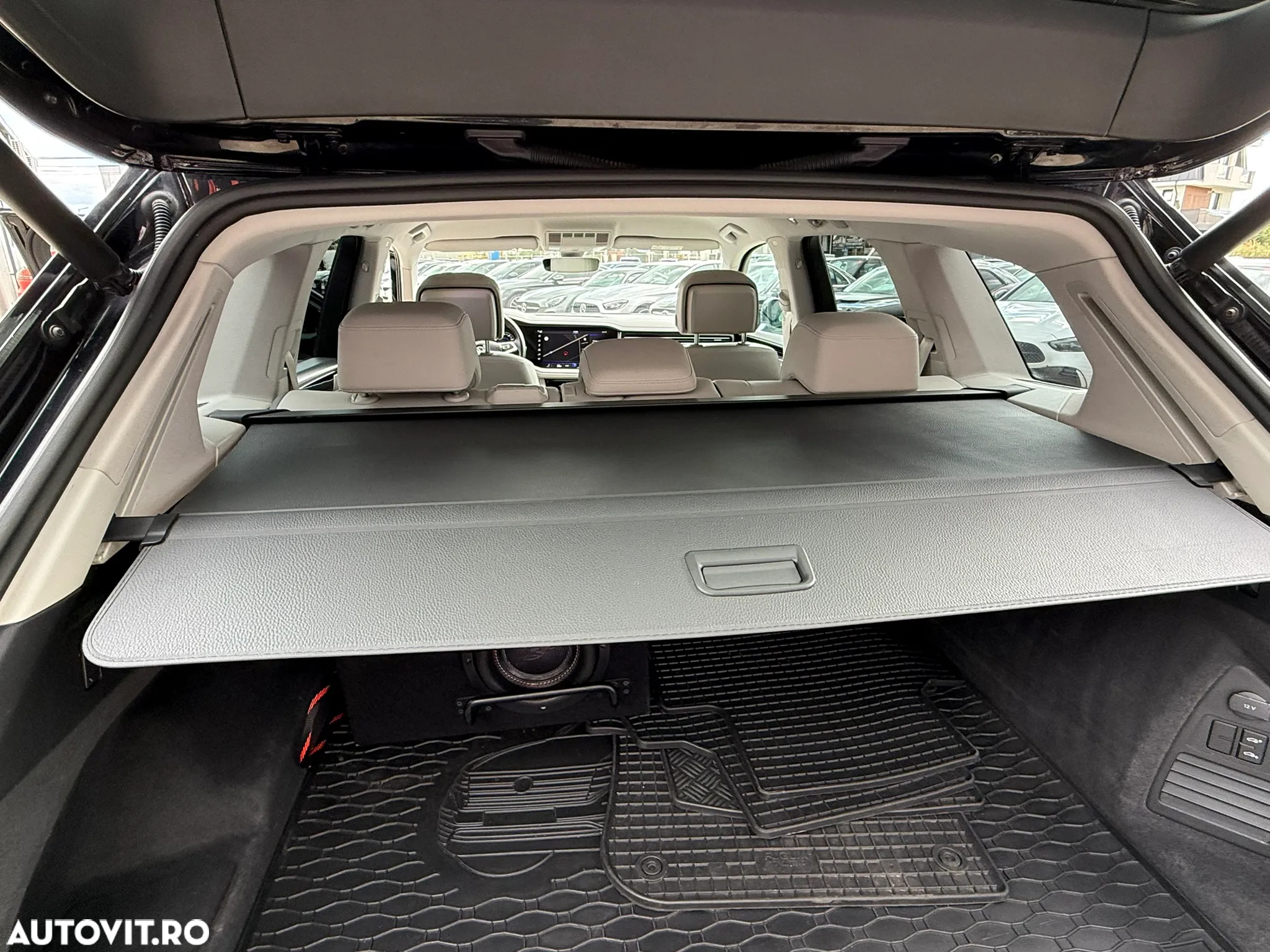 Volkswagen Touareg V6 TDI Elegance - 22