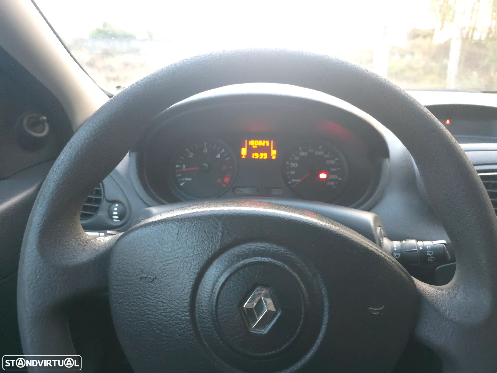 Renault Clio 1.5 dCi # - 9
