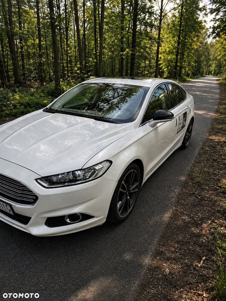 Ford Fusion - 2
