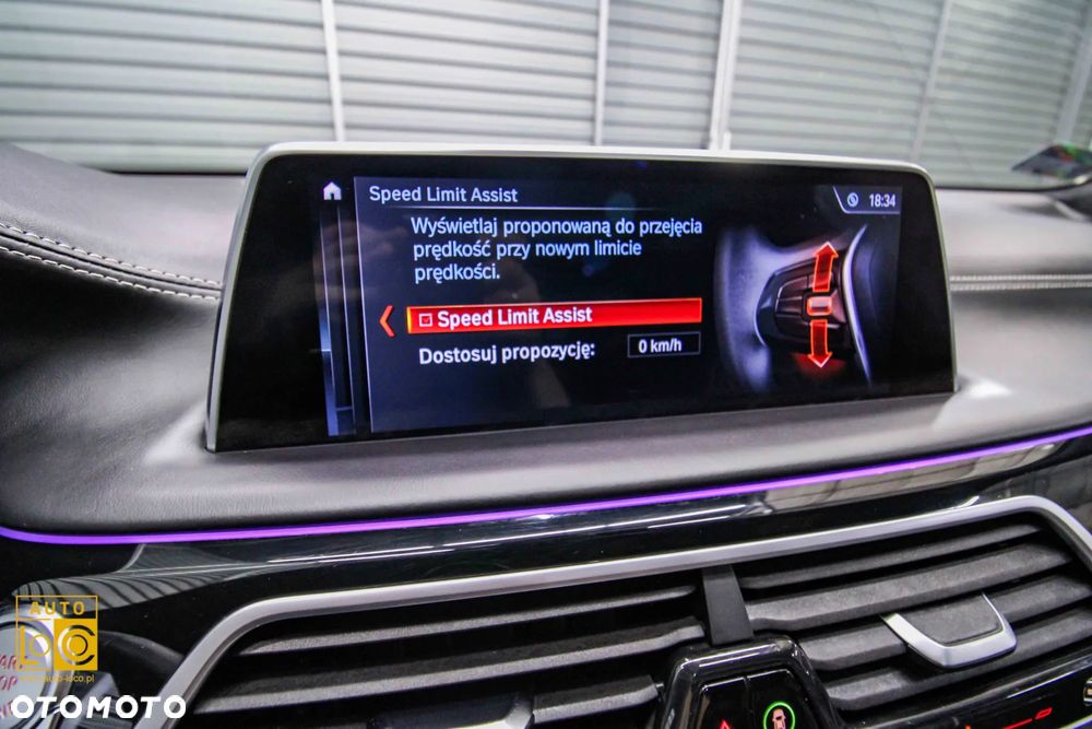 BMW Seria 7 750Ld xDrive - 24