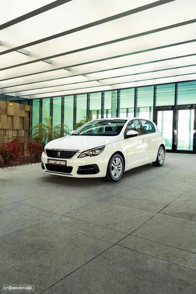 Peugeot 308 - 1
