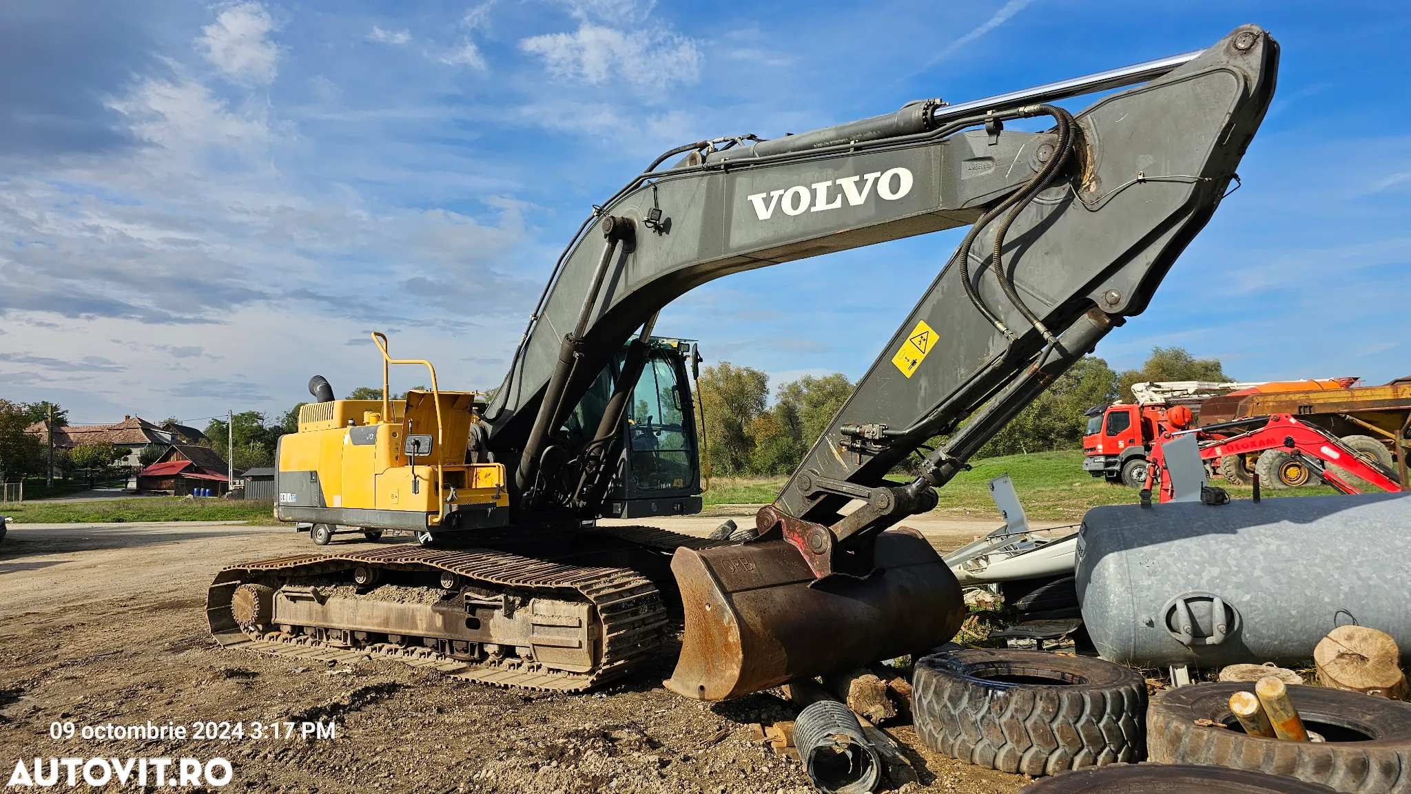 Volvo EC 300 Excavator pe senile - 5