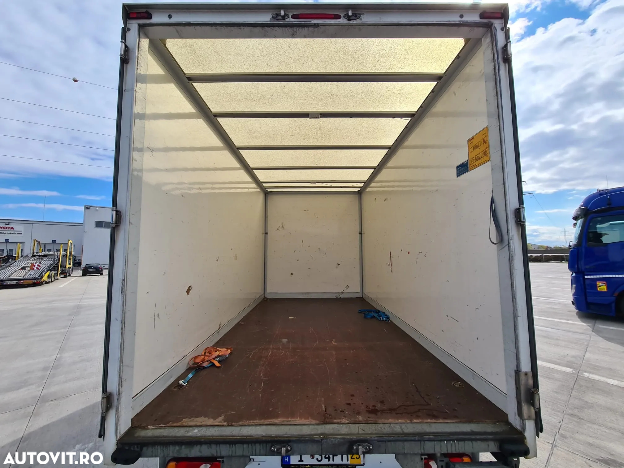 Opel MOVANO - 21