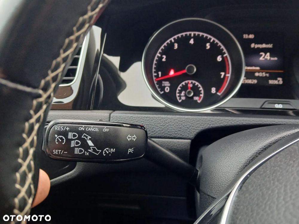 Volkswagen Golf 1.2 TSI BlueMotion Technology Cup - 13