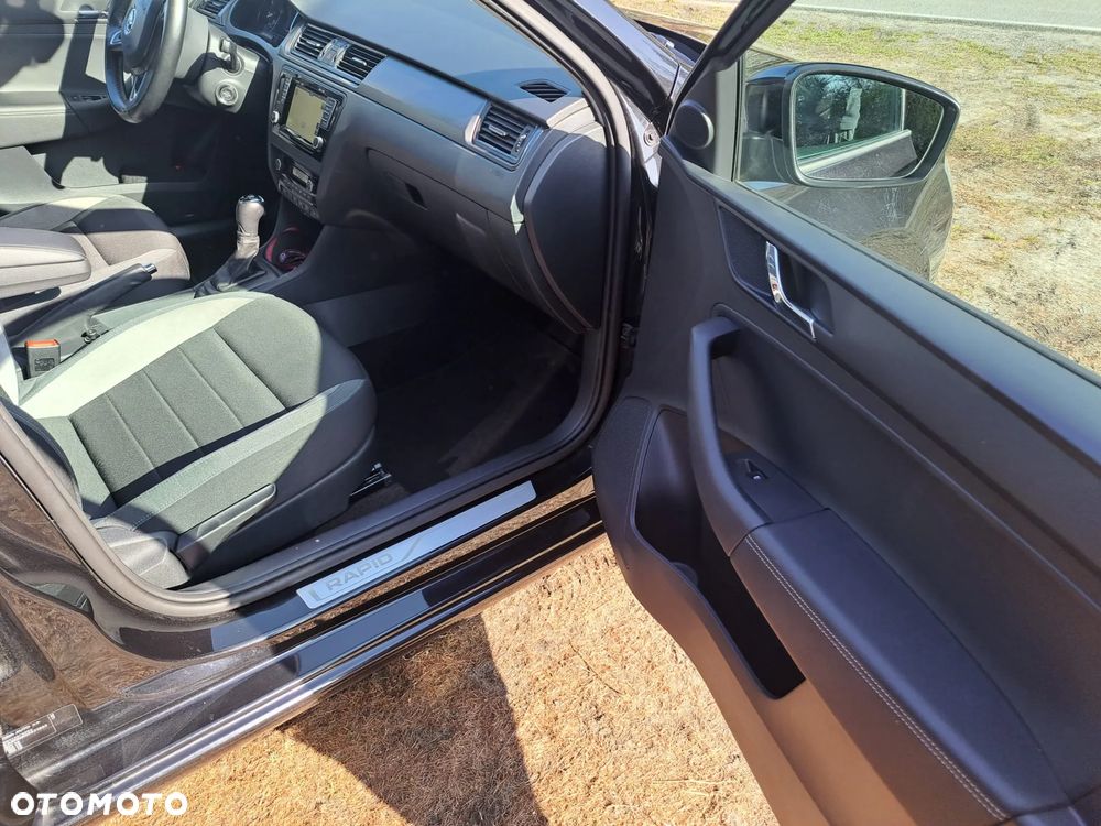 Skoda RAPID 1.2 TSI (Green tec) DSG Joy - 35