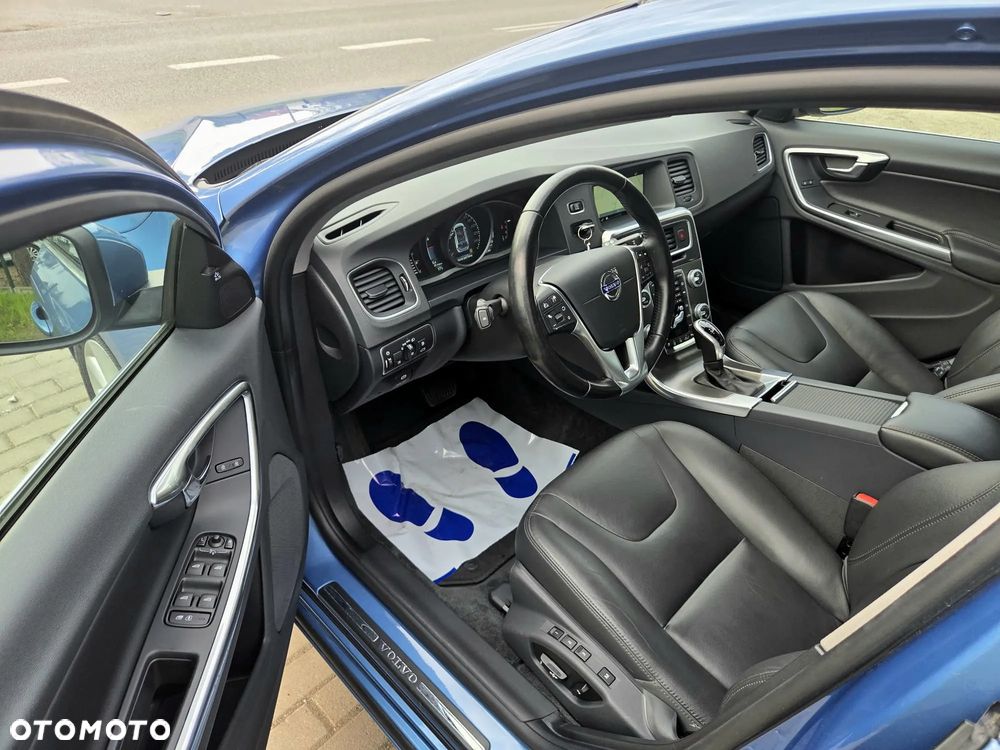 Volvo V60 D4 Geartronic Summum - 9