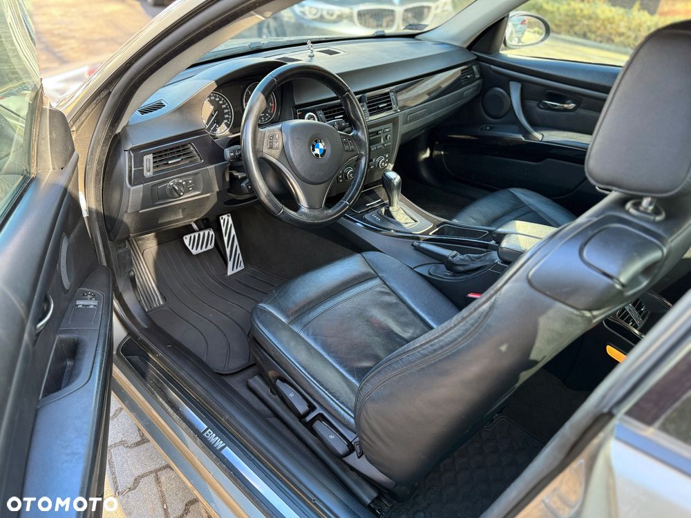 BMW Seria 3 320d DPF - 14