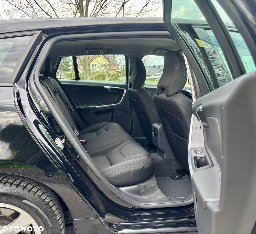 Volvo V60 D2 Geartronic - 36