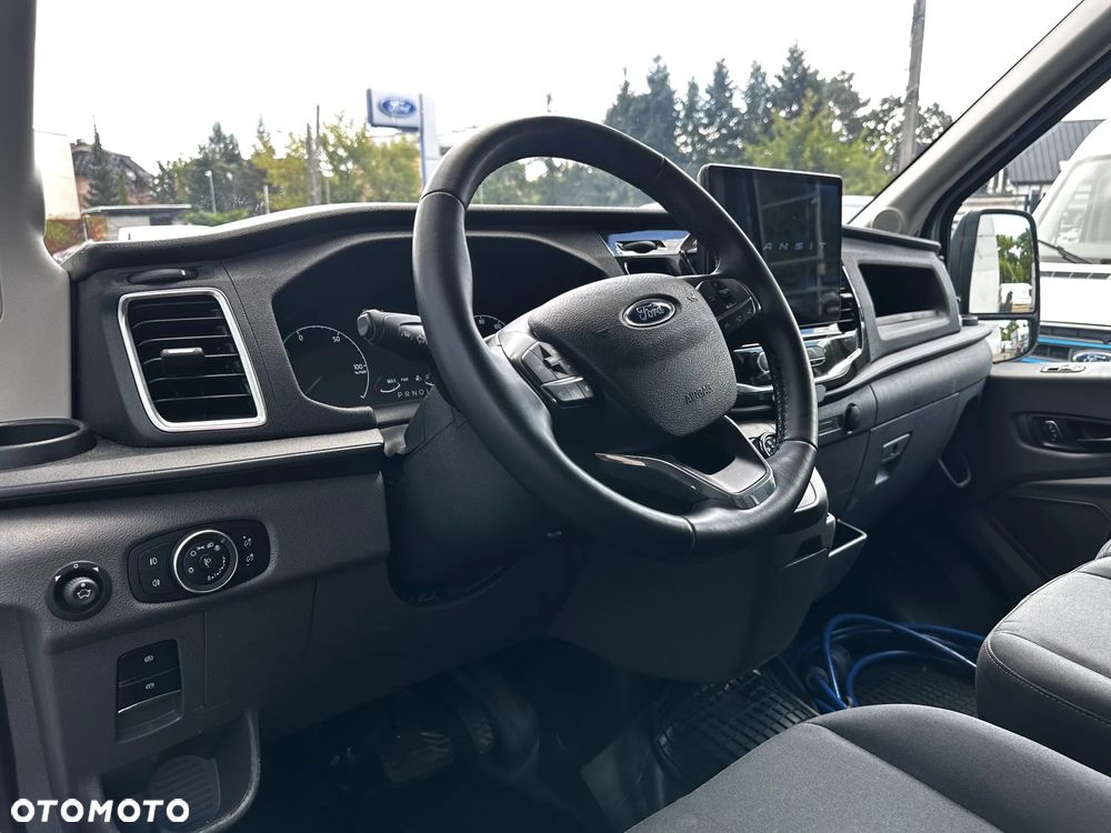 Ford transit - 19