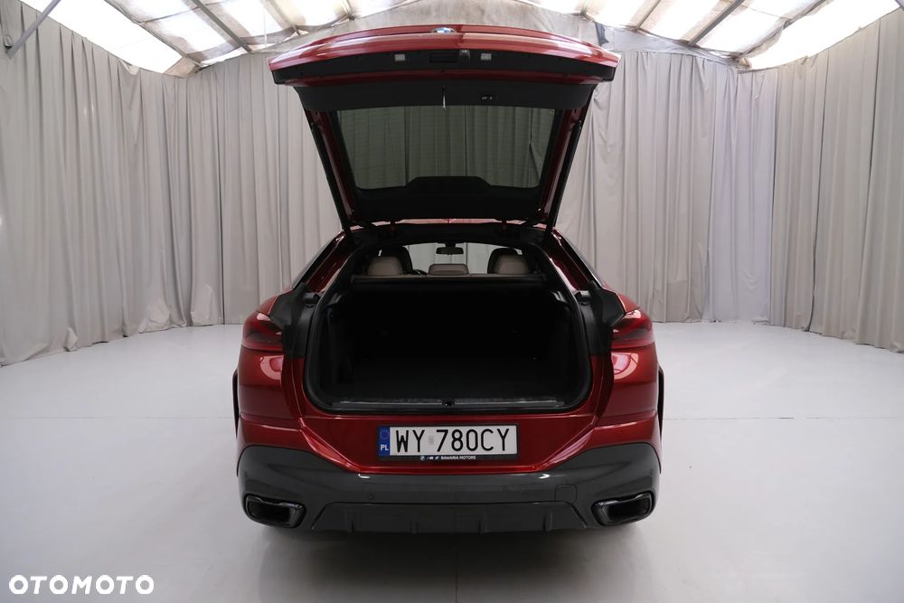 BMW X6 xDrive30d mHEV - 24