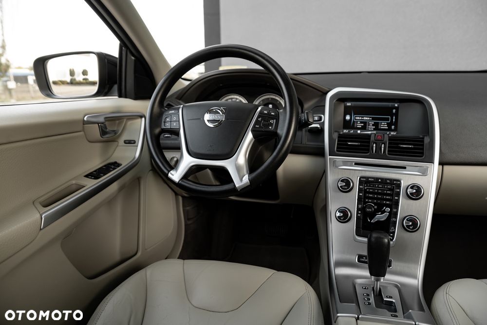 Volvo XC 60 D3 AWD Summum - 26