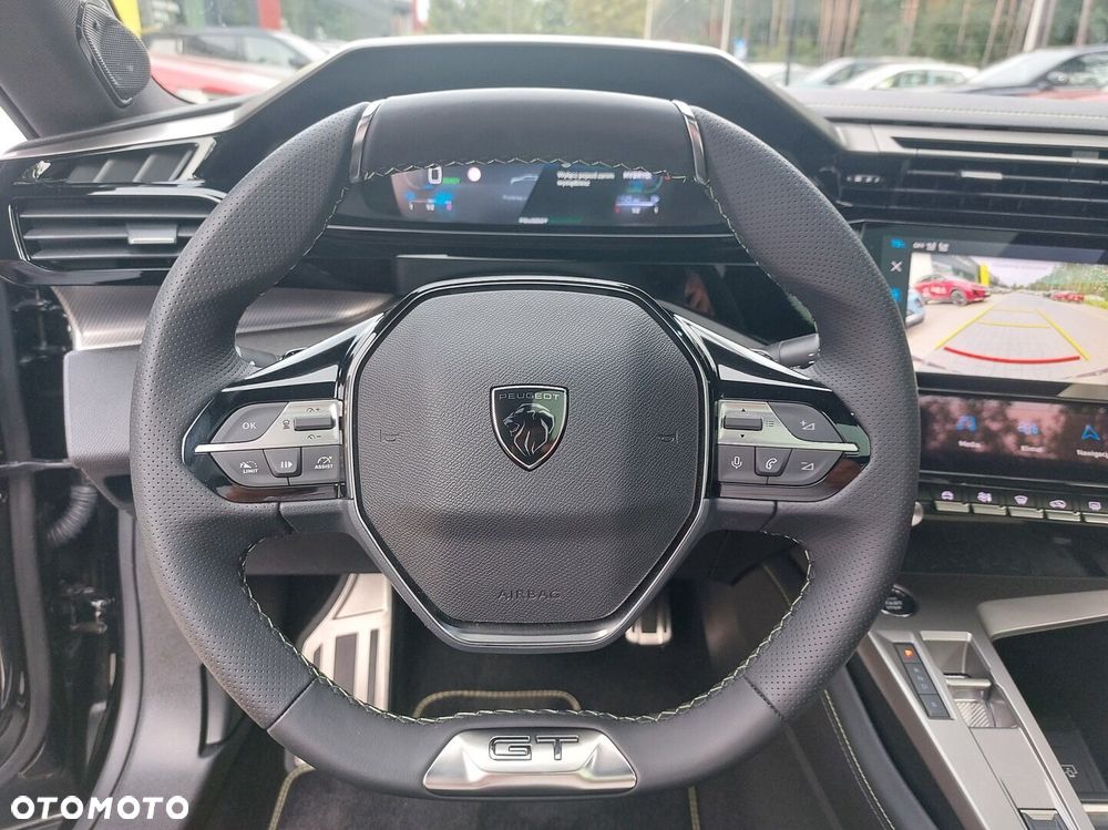Peugeot 408 - 18