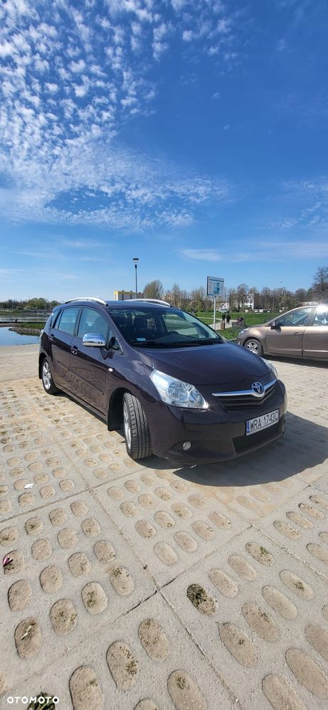 Toyota Verso 2.0 D-4D - 1