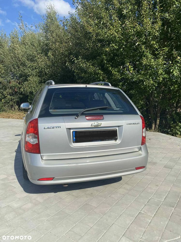 Chevrolet Lacetti - 6