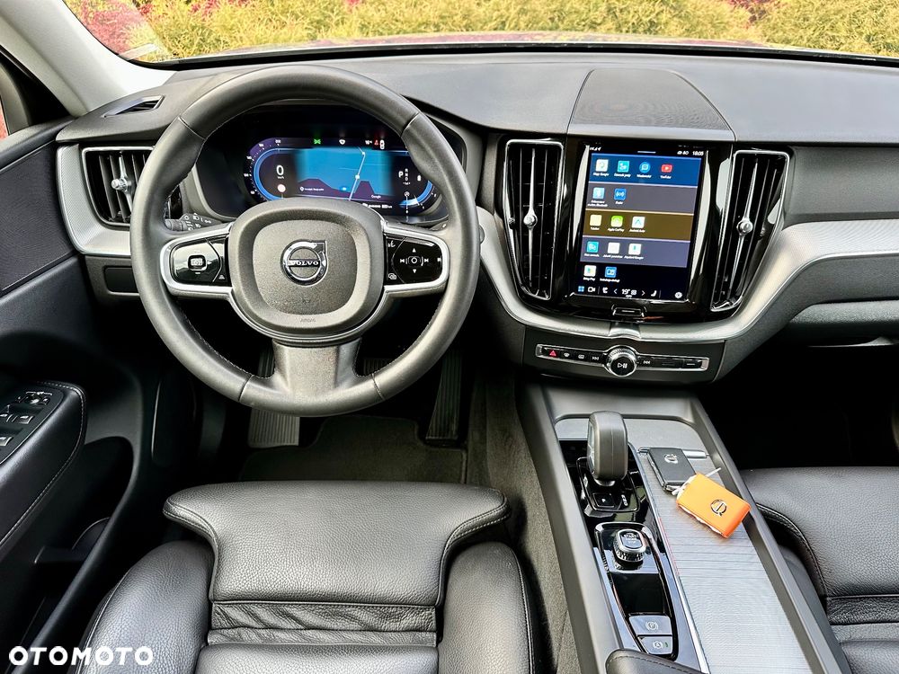 Volvo XC 60 B4 D Plus Bright - 30