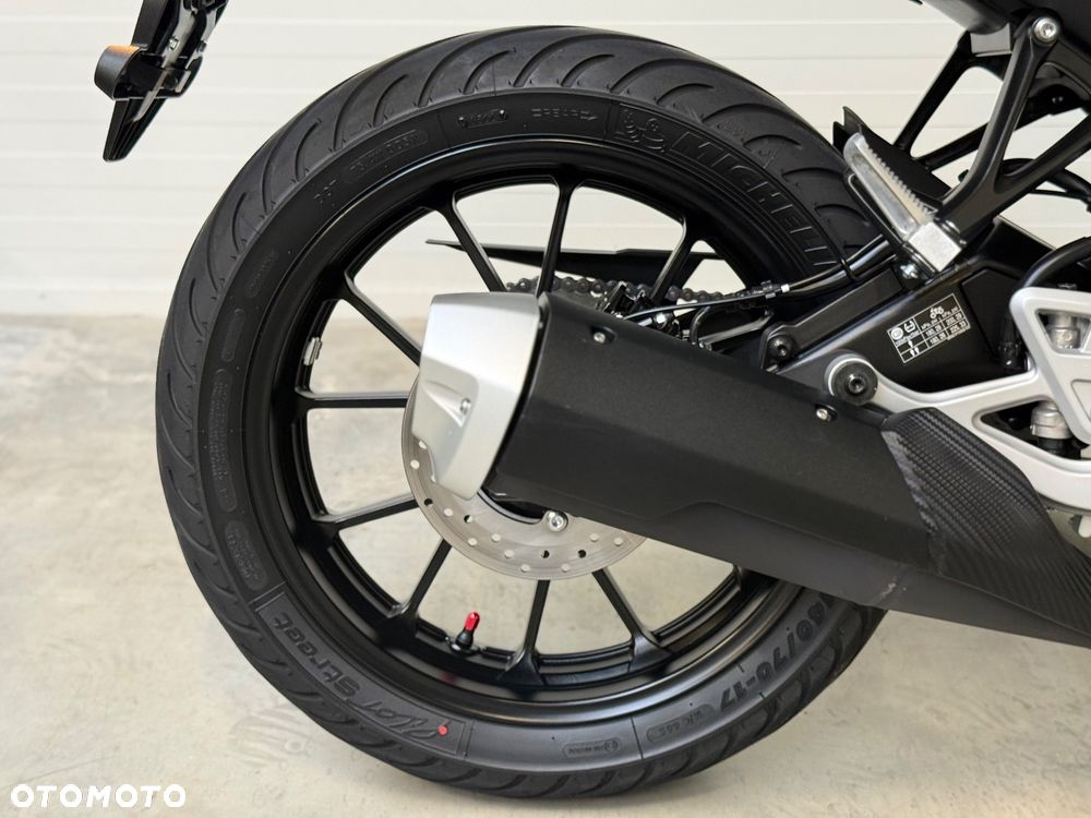 Yamaha MT - 15