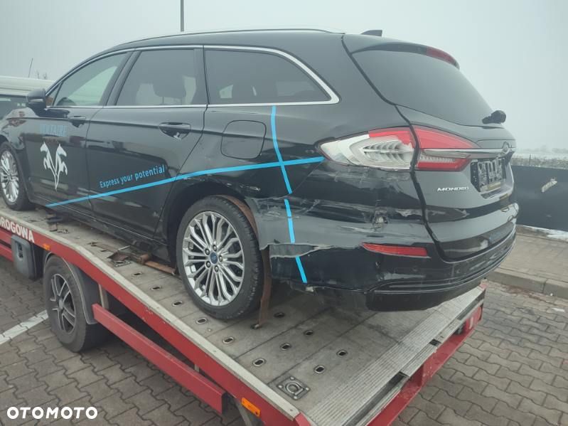 Ford Mondeo 2.0 EcoBlue Titanium - 29