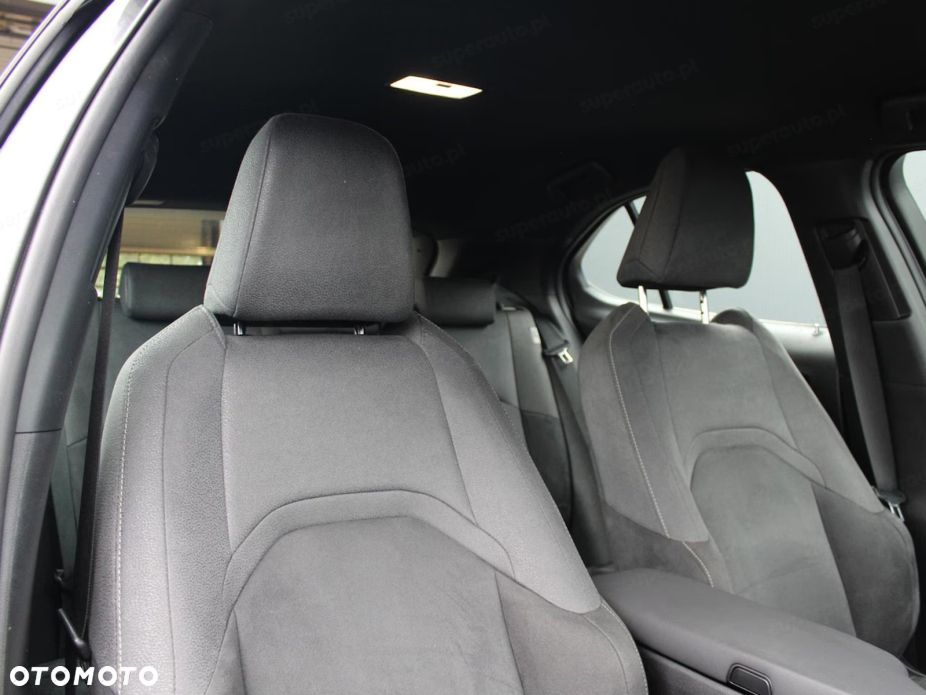 Lexus UX 300h Business - 7