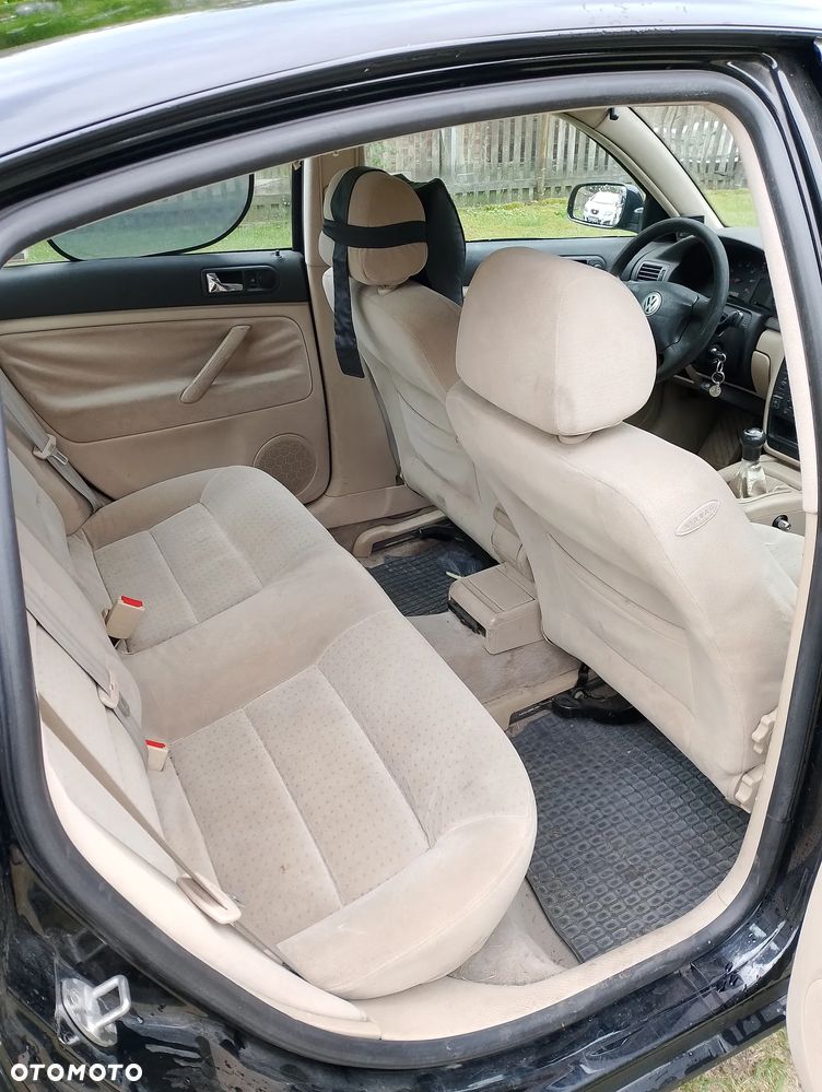 Volkswagen Passat 1.8T Comfortline - 6
