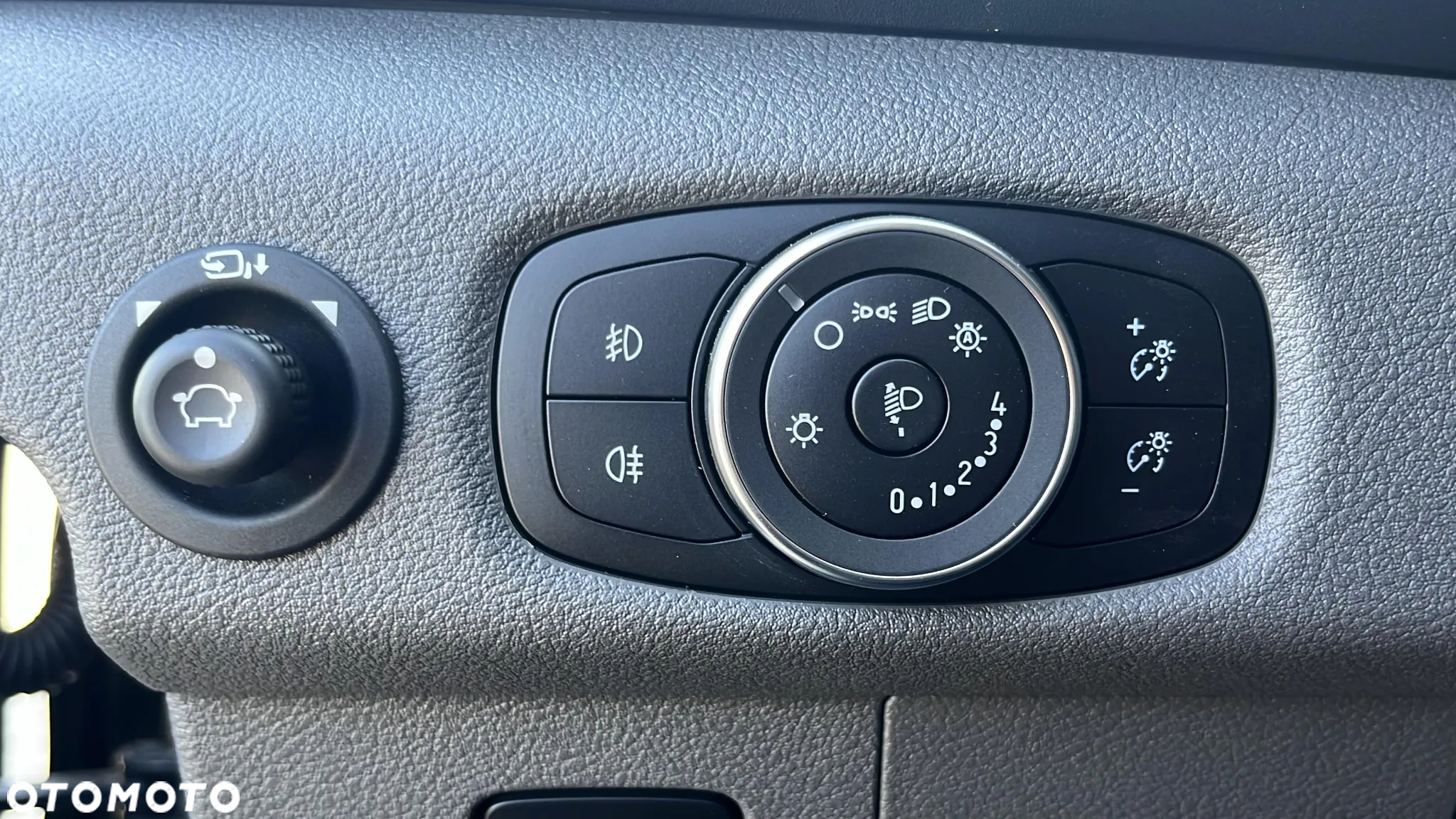Ford E-Transit - 13
