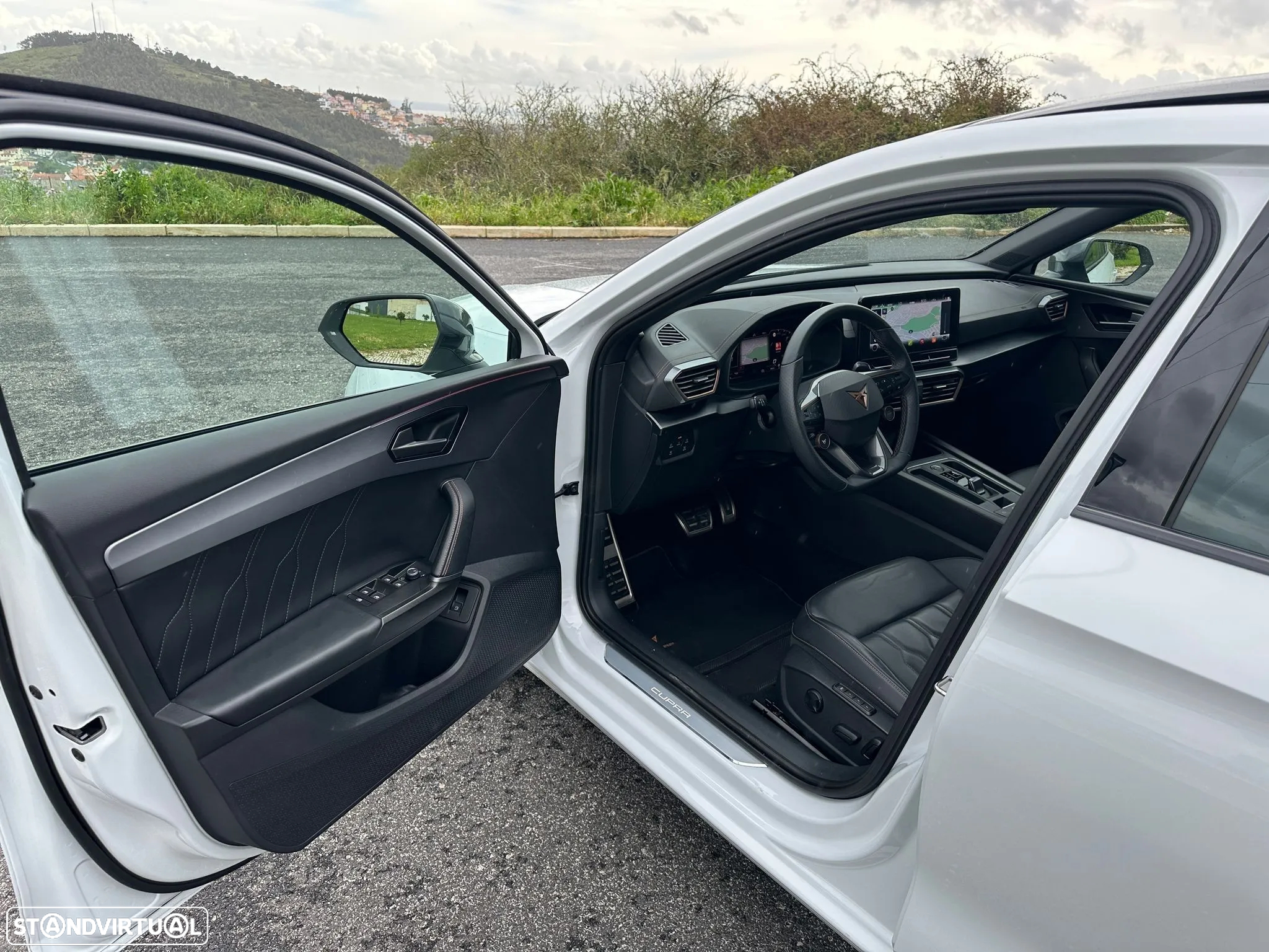 Cupra Leon 1.4 e-Hybrid VZ DSG - 13