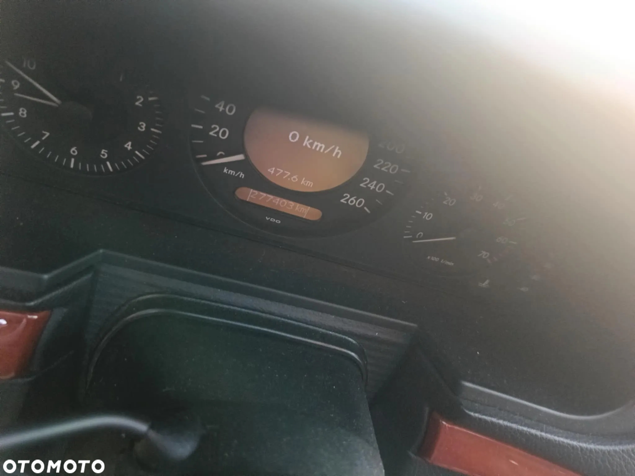 Mercedes-Benz Klasa E 200 T Kompressor Automatik Classic - 8