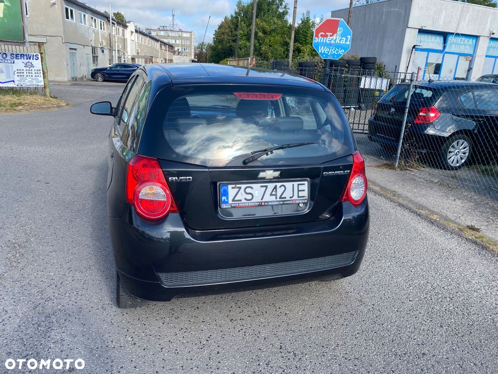 Chevrolet Aveo 1.2 - 27
