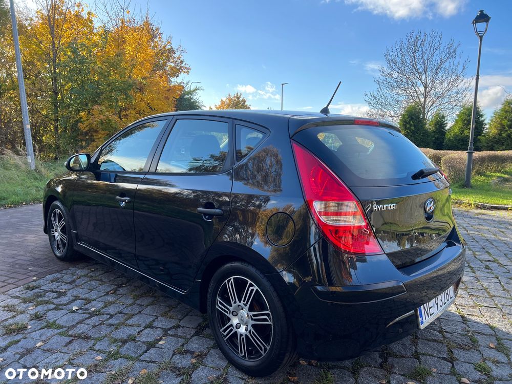 Hyundai i30 i30cw 1.4 Comfort - 12