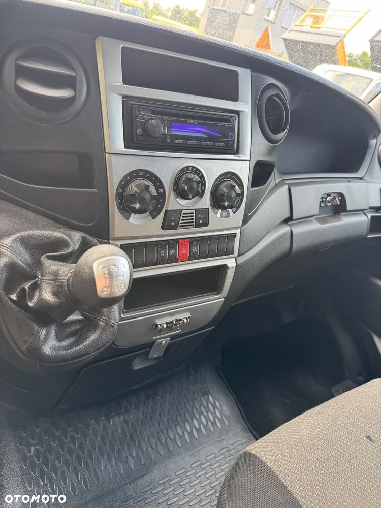 Iveco Daily 2010r. Brygadówka Bliźniak 7 Osobowy Klima 3.5t Na Haku - 16