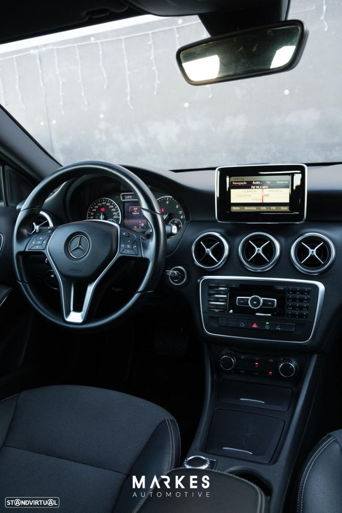 Mercedes-Benz A 180 - 4