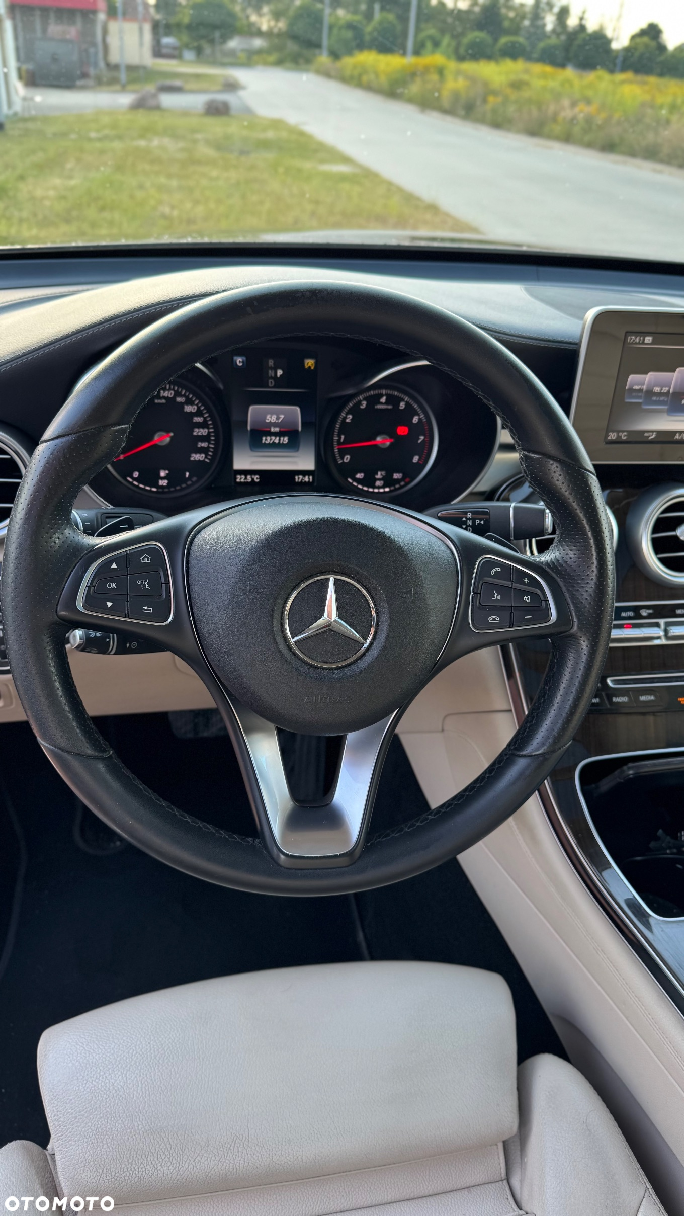 Mercedes-Benz GLC 250 4-Matic - 22