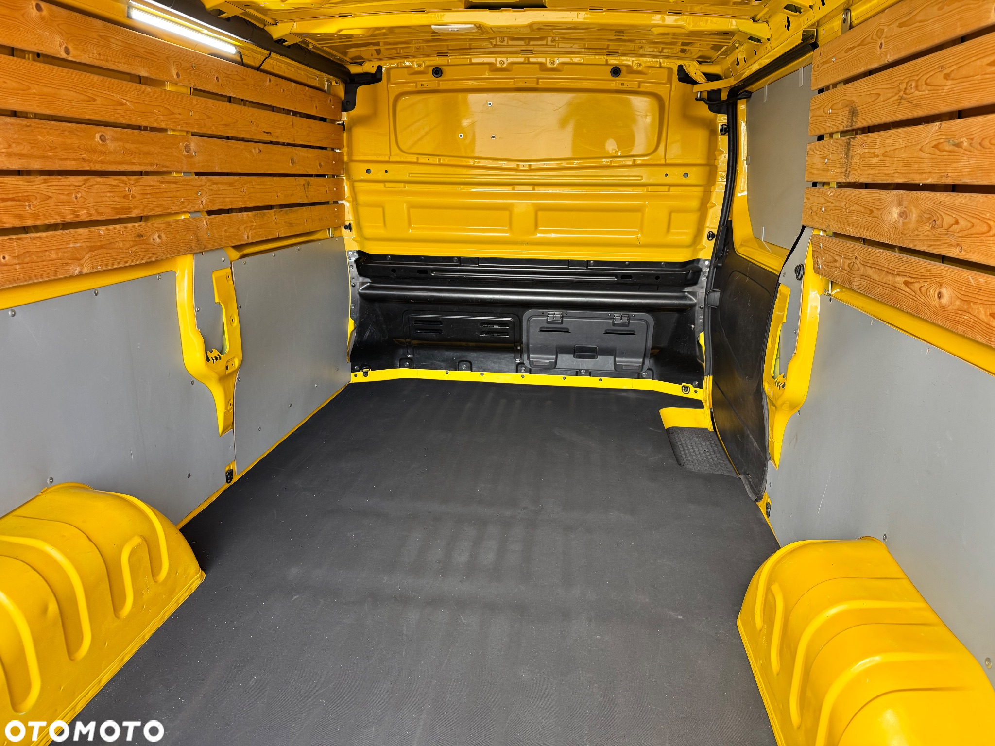 Renault Trafic - 20