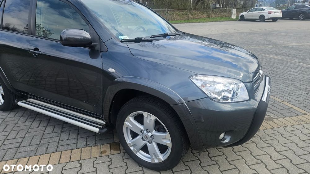 Toyota RAV4 - 14