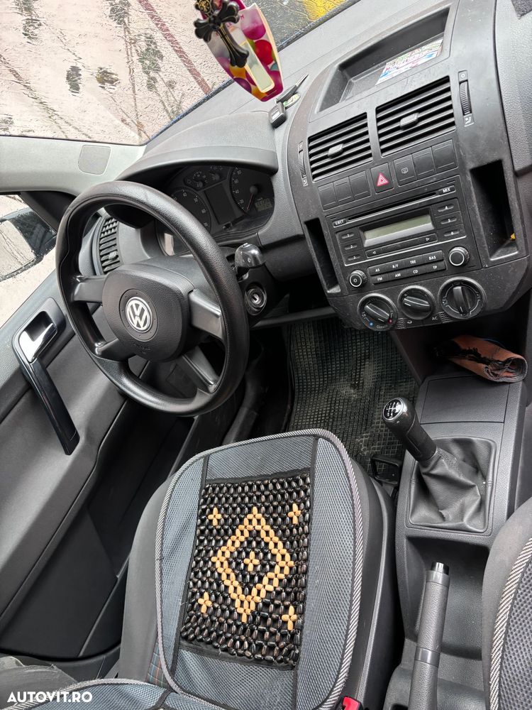 Volkswagen Polo - 10