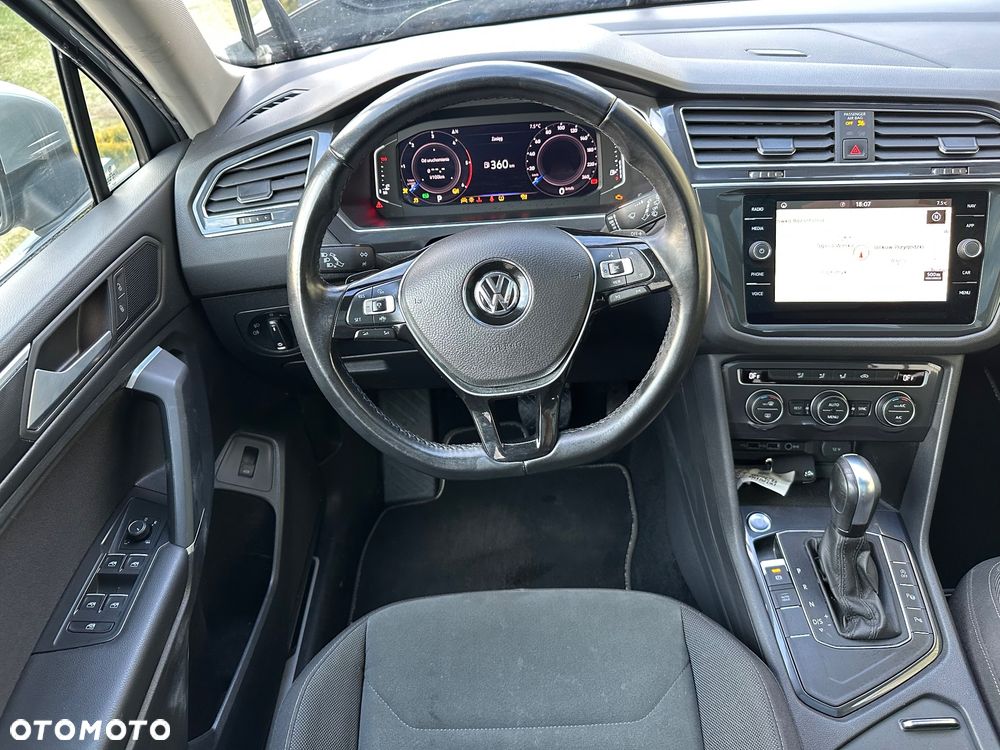 Volkswagen Tiguan Allspace 2.0 TDI SCR DSG Trendline - 16