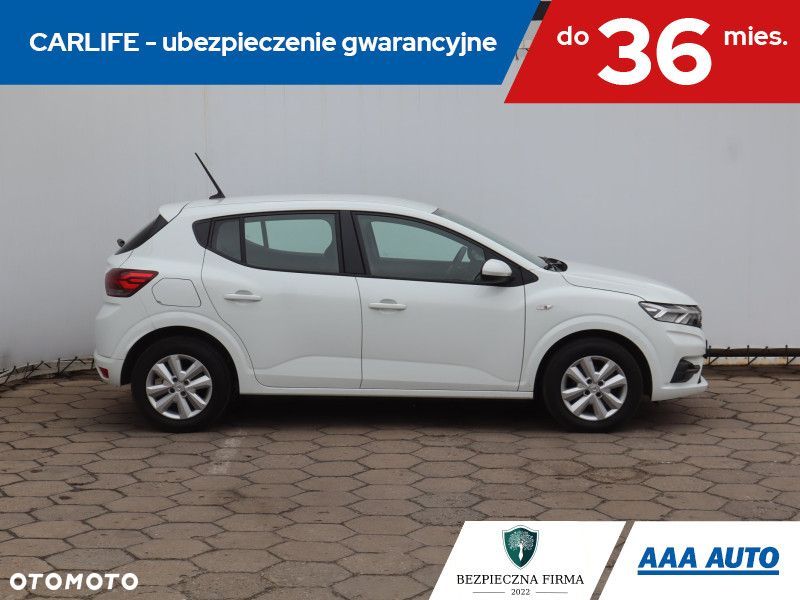 Dacia Sandero - 8