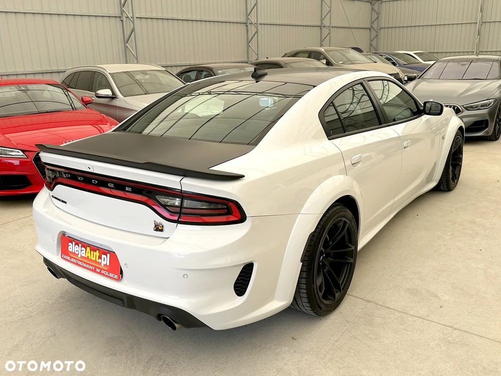 Dodge Charger 6.4 Scat Pack Widebody - 5