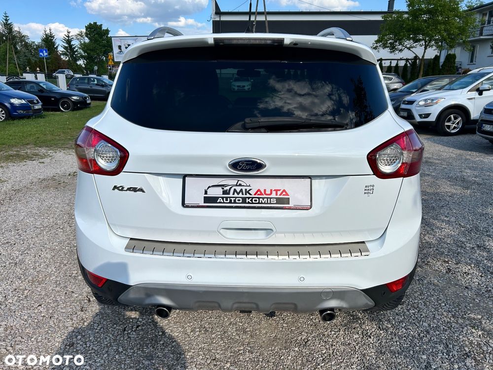 Ford Kuga 2.0 TDCi 2x4 Titanium - 4