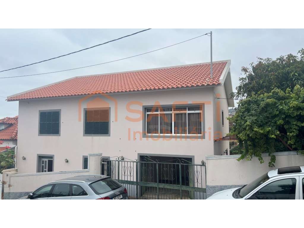 Moradia na Calheta - Grande imagem: 3/31